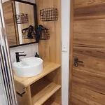 Διαμέρισμα Spacieux Duplex Avec Terrasse Tres Apprecie Des Voyageurs Au Coeur De - De 2 A 8 Personnes *