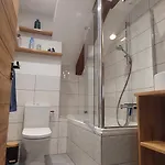 Spacieux Duplex Avec Terrasse Tres Apprecie Des Voyageurs Au Coeur De - De 2 A 8 Personnes Διαμέρισμα *