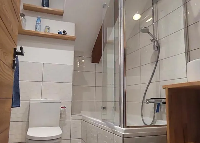 Spacieux Duplex Avec Terrasse Tres Apprecie Des Voyageurs Au Coeur De - De 2 A 8 Personnes Apartment *